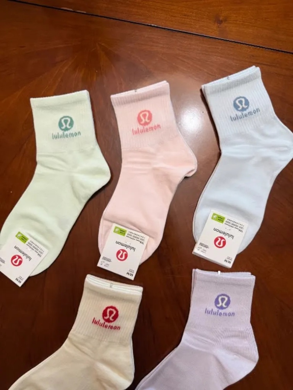 lululemon athletica Pastel Ankle Sock Set - Mint, Blush, Sky, Cream, Lavender - Picture 2 of 4